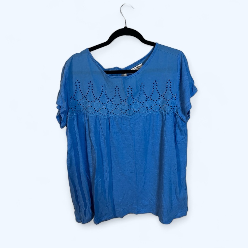 A Jachs Girlfriend blue top in size XXL